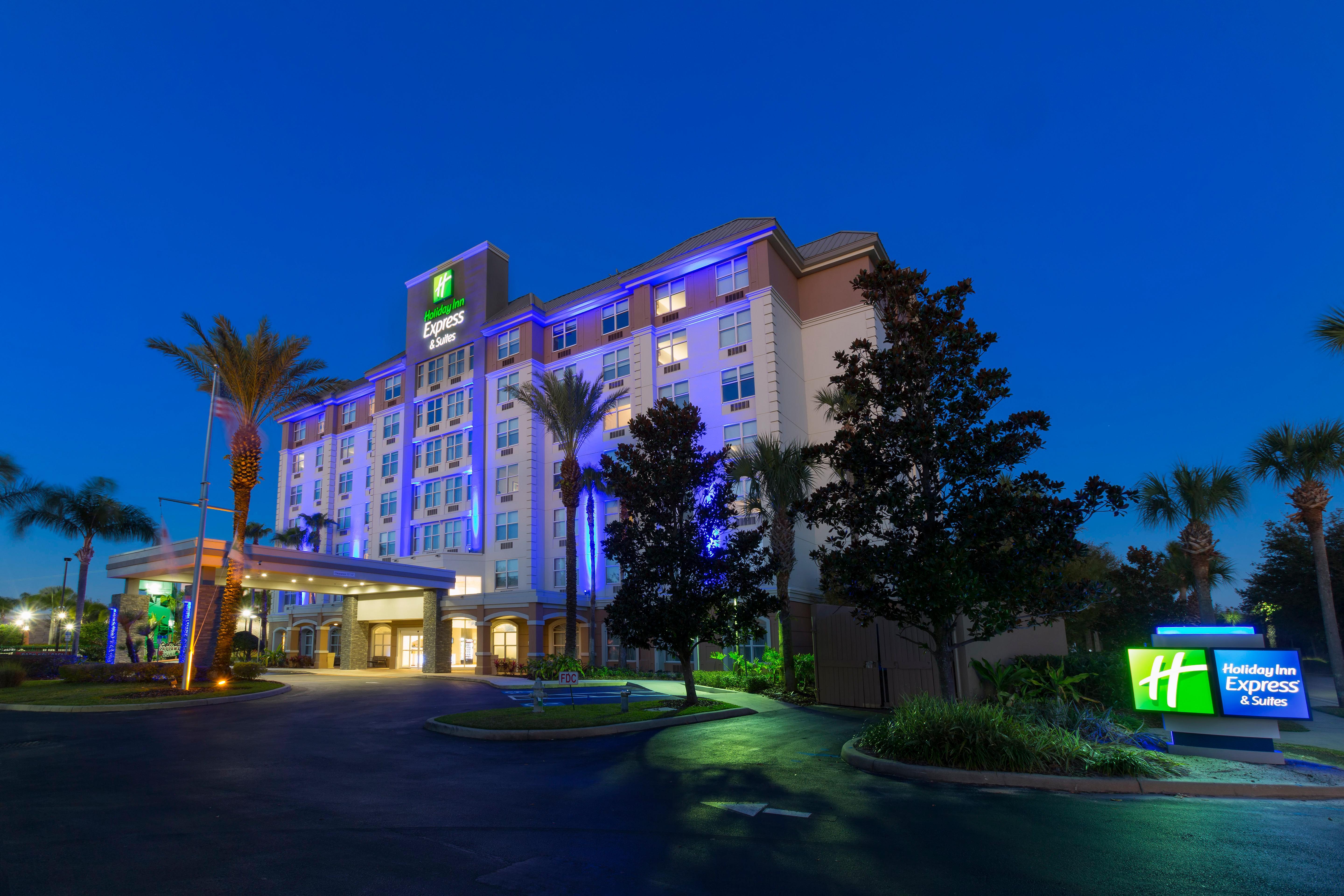 Holiday Inn Express & Suites S Lake Buena Vista By Ihg Kissimmee Bagian luar foto