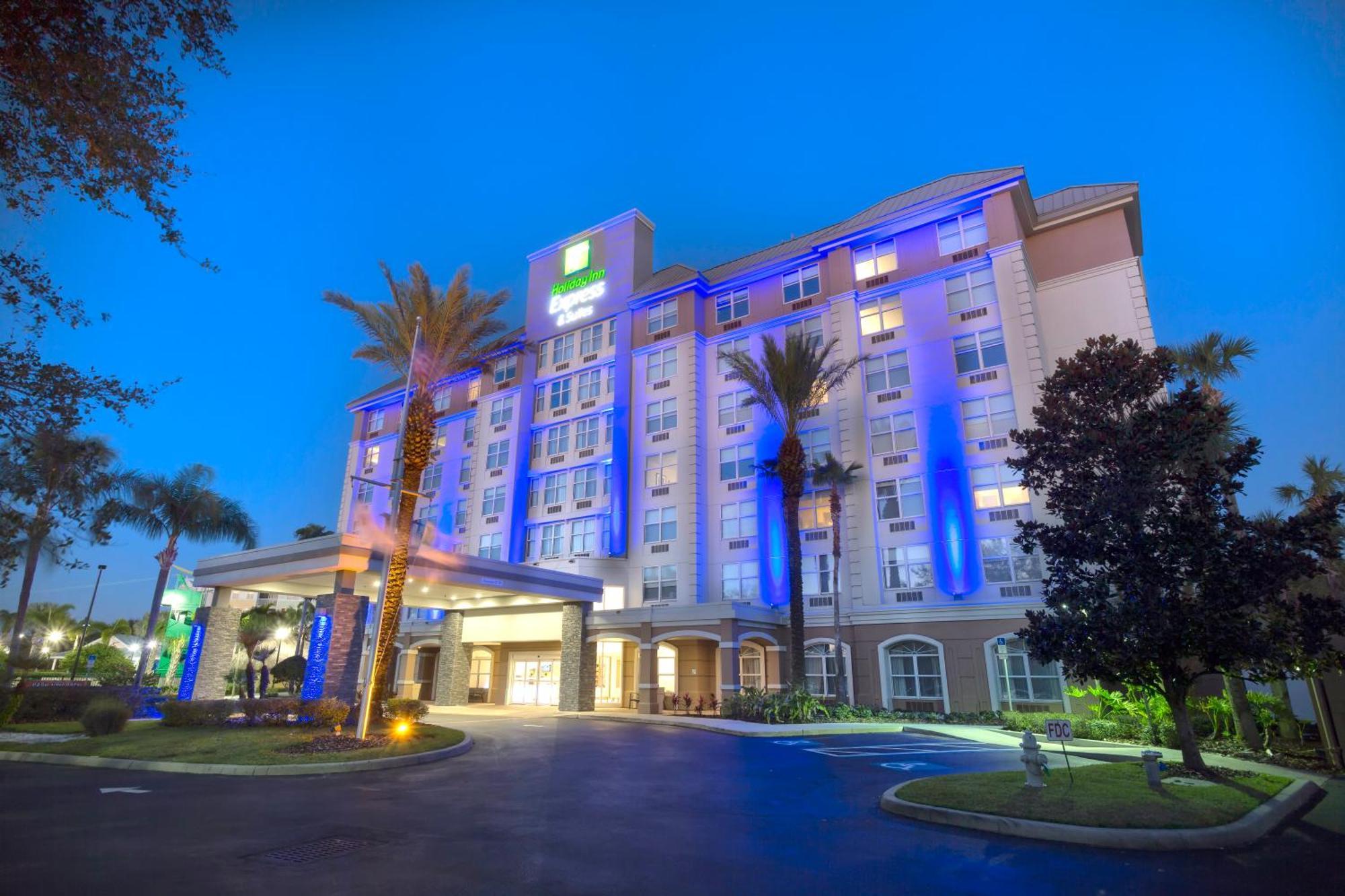 Holiday Inn Express & Suites S Lake Buena Vista By Ihg Kissimmee Bagian luar foto