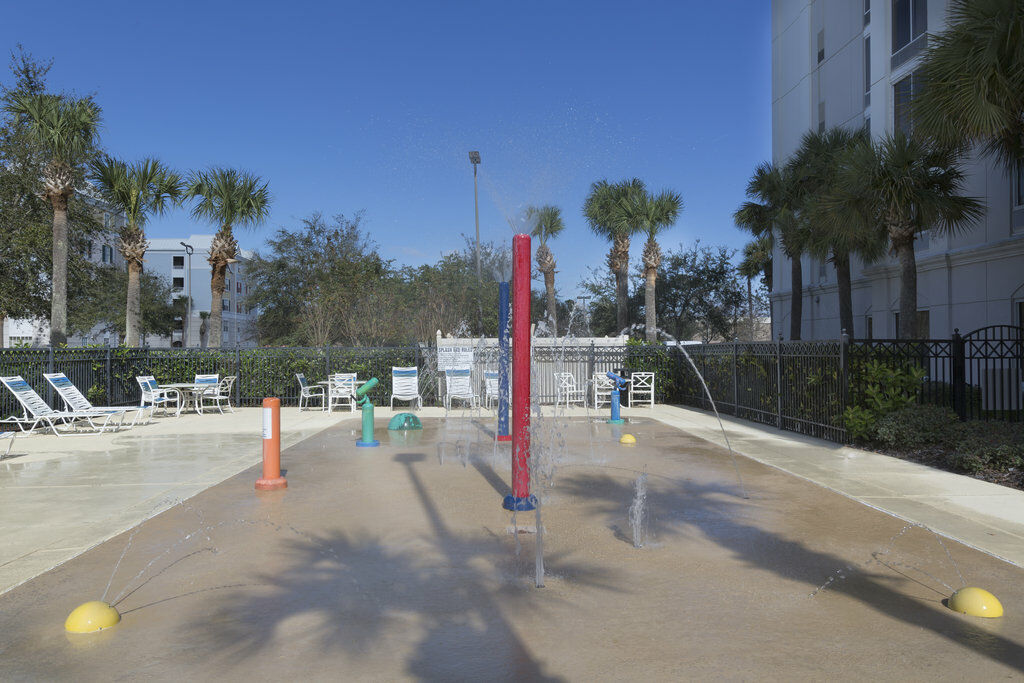 Holiday Inn Express & Suites S Lake Buena Vista By Ihg Kissimmee Bagian luar foto